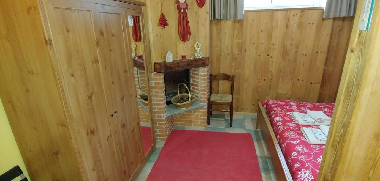 B&B CAV Rondinella Chiavenna Esterno foto